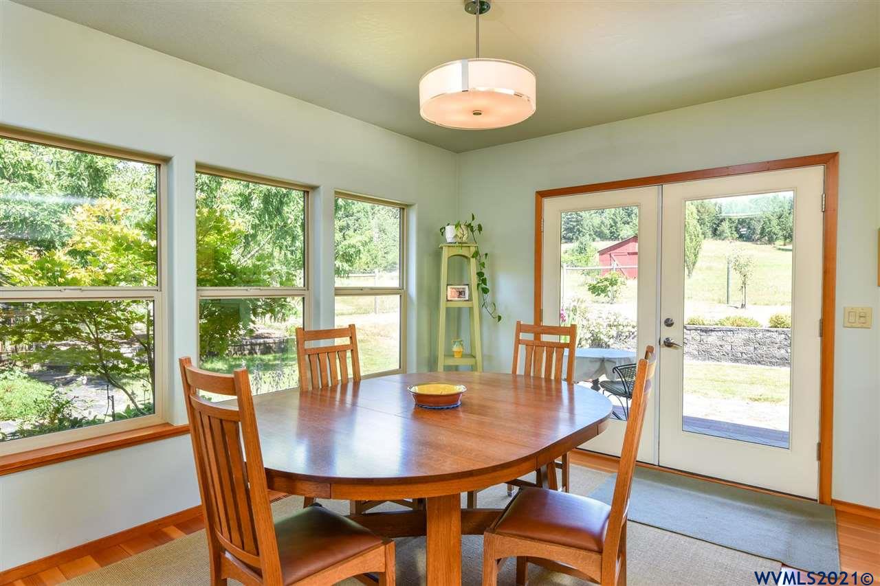 25803 Foster Road Monroe, OR 97456 - Photo 8 of 41 Gallery Image 8