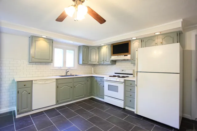 $1,975 | 66 Barnett Street, Unit 1, New Haven, CT 06515