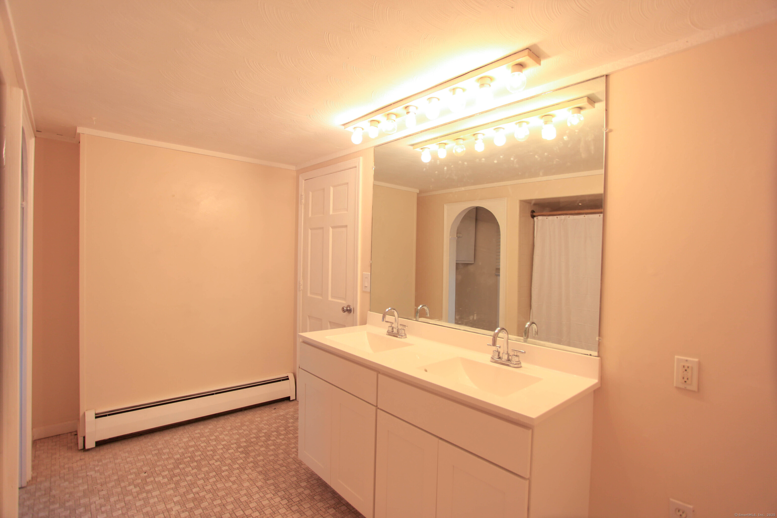 66 Barnett Street, Unit 1 New Haven, CT 06515 - Photo 7 of 12