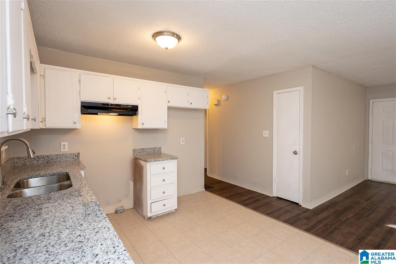 581 Ridgewood Drive Remlap, AL 35133 - Photo 2 of 25