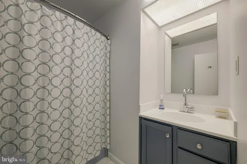 $650,000 | 5 Olivewood Court, Greenbelt, MD 20770
