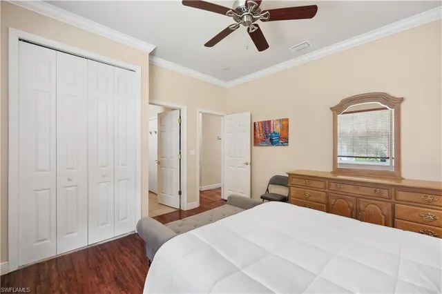 $915,000 | 4897 Berkeley Drive, Naples, FL 34112