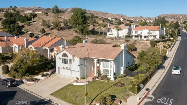$1,625,000 | 19641 Falcon Ridge Way, Porter Ranch, CA 91326