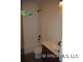 198 Newcastle Road Brevard, NC 28712 - Photo 14 of 20 Gallery Image 14