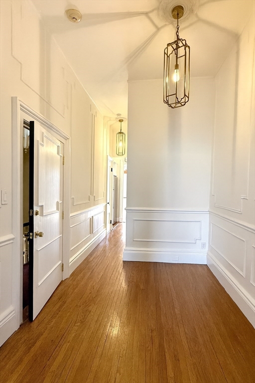 231 Beacon Street, Unit 3 Boston, MA 02116 - Photo 5 of 9