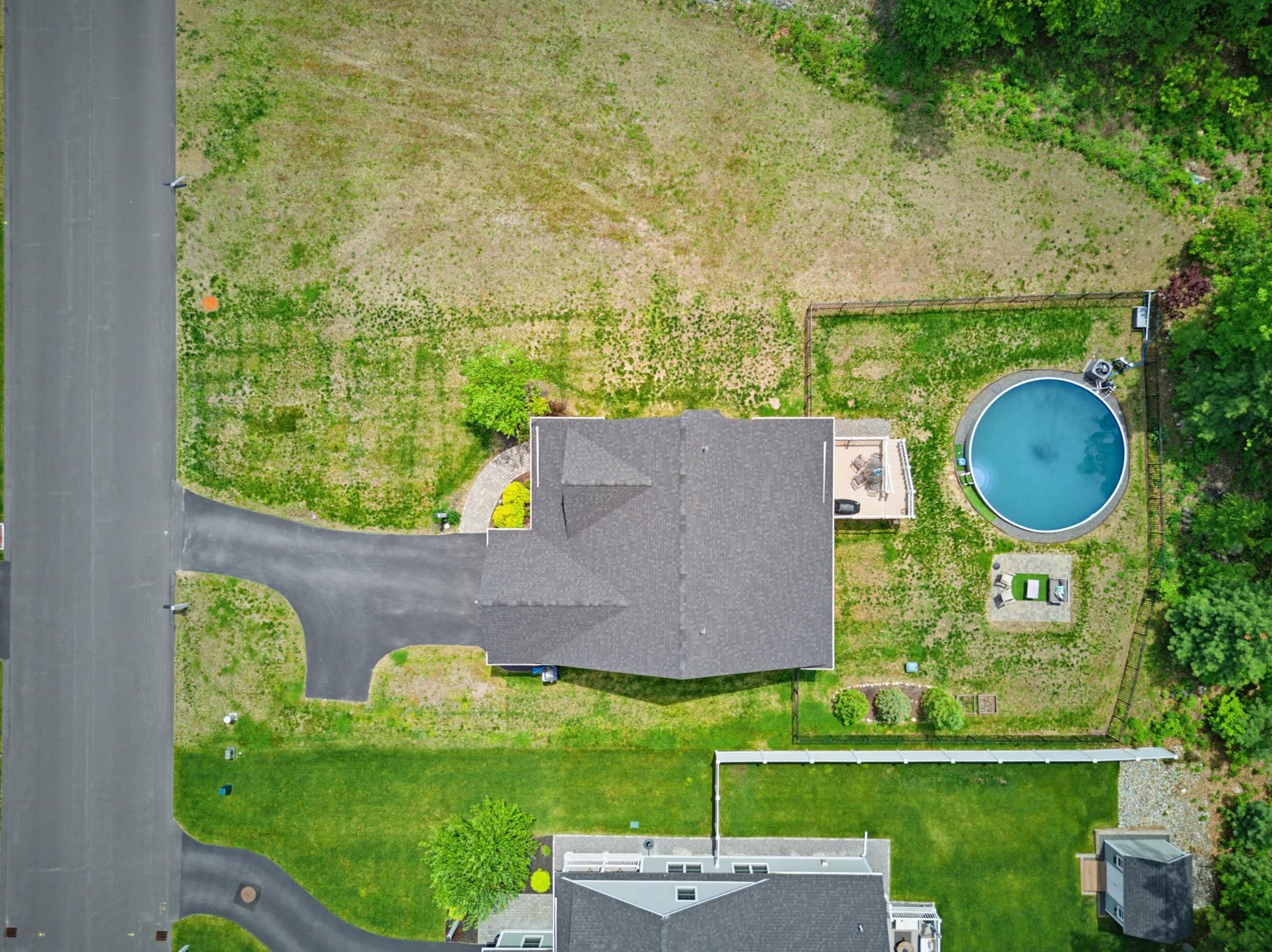 52 Calla Road Londonderry, NH 03053 - Photo 48 of 49 Gallery Image 48
