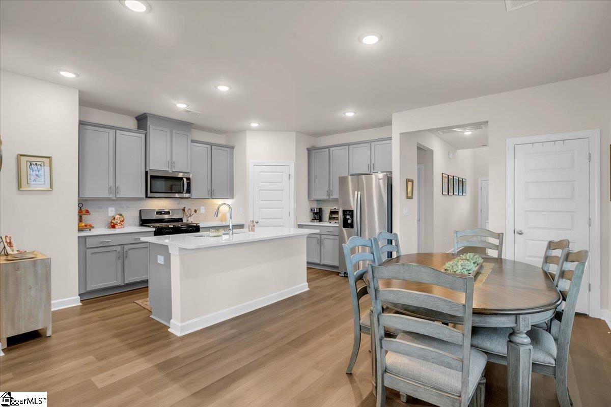 207 Yellowstone Trail Gray Court, SC 29645 - Photo 15 of 36