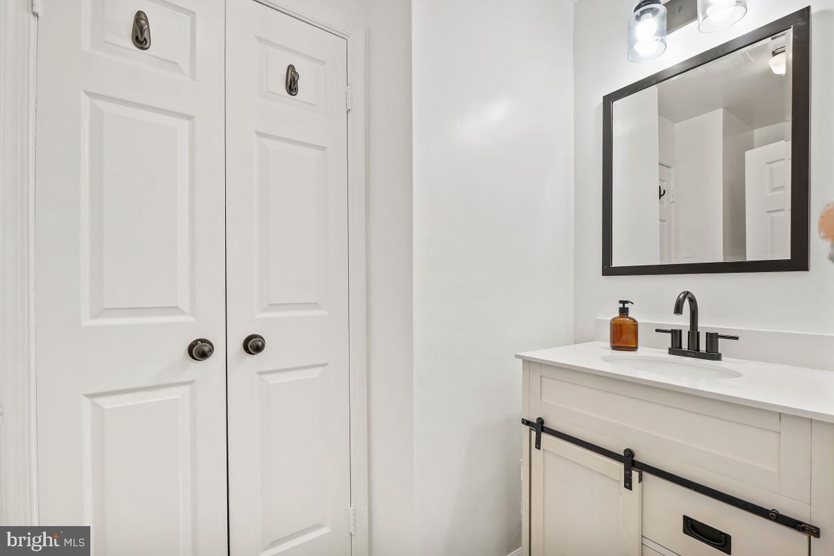 1515 Church Hill Place Reston, VA 20194 - Photo 16 of 28 Laundry access through powder room