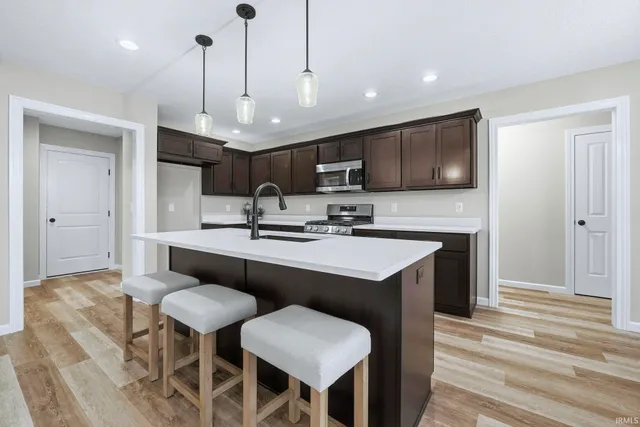 $349,900 | 17155 Carrollton Court, Huntertown, IN 46748