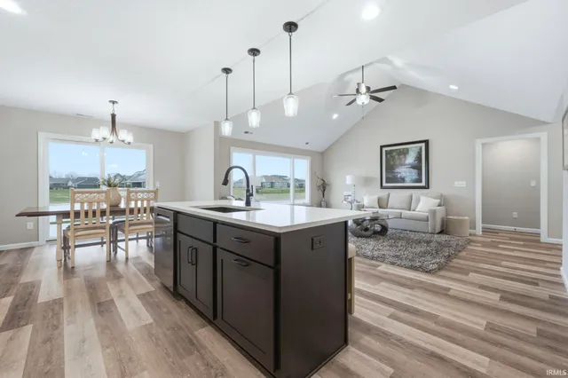 $349,900 | 17155 Carrollton Court, Huntertown, IN 46748