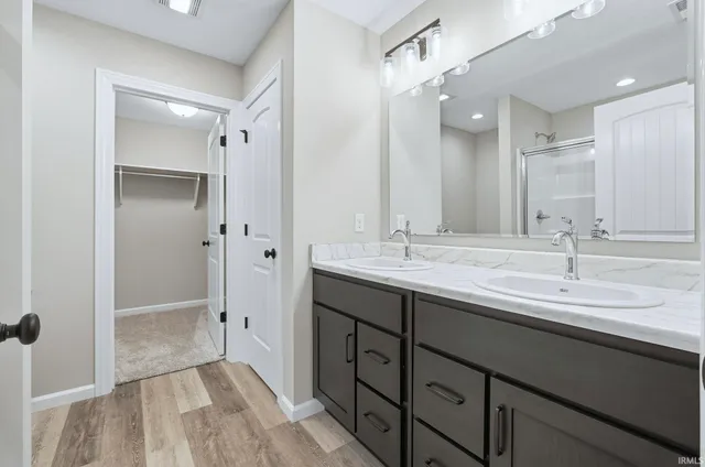 $349,900 | 17155 Carrollton Court, Huntertown, IN 46748