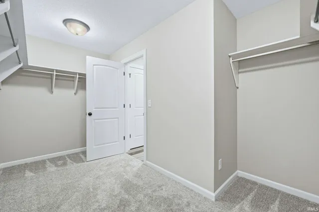 $349,900 | 17155 Carrollton Court, Huntertown, IN 46748