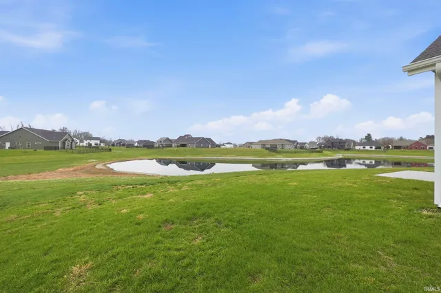 $349,900 | 17155 Carrollton Court, Huntertown, IN 46748