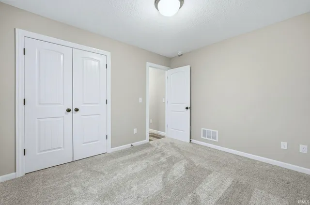 $349,900 | 17155 Carrollton Court, Huntertown, IN 46748