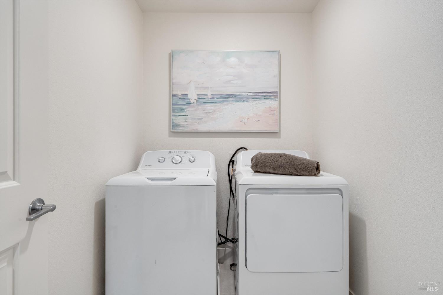 6054 Oxford Place Rohnert Park, CA 94928 - Photo 36 of 44 a utility room with dryer and washer