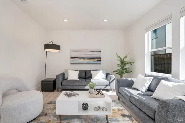 $817,500 | 6054 Oxford Place, Rohnert Park, CA 94928