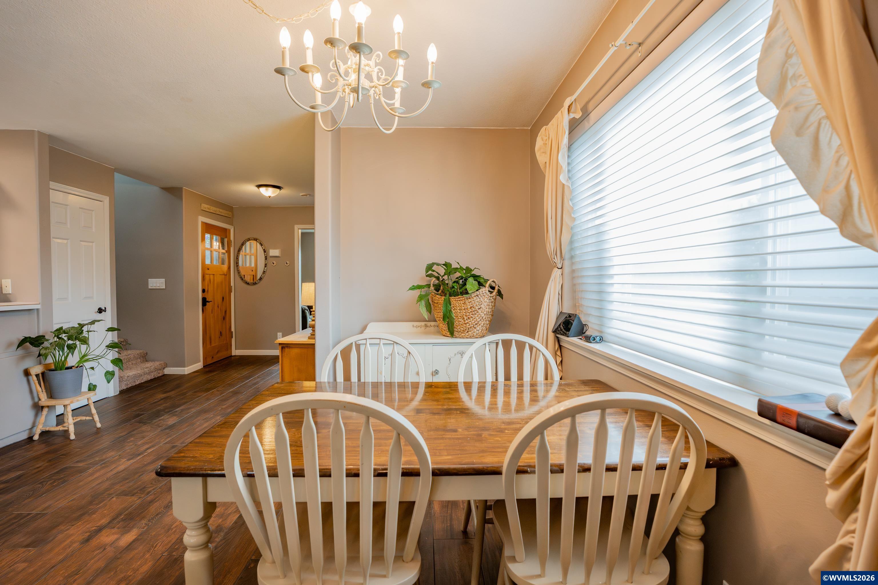 2147 Steelhead Court Lebanon, OR 97355 - Photo 12 of 34