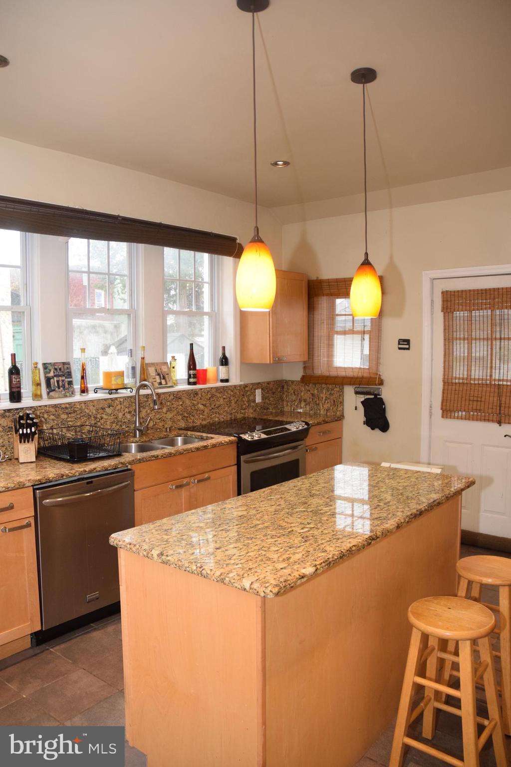 5415 Westford Road Philadelphia, PA 19120 - Photo 10 of 48 Gallery Image 10