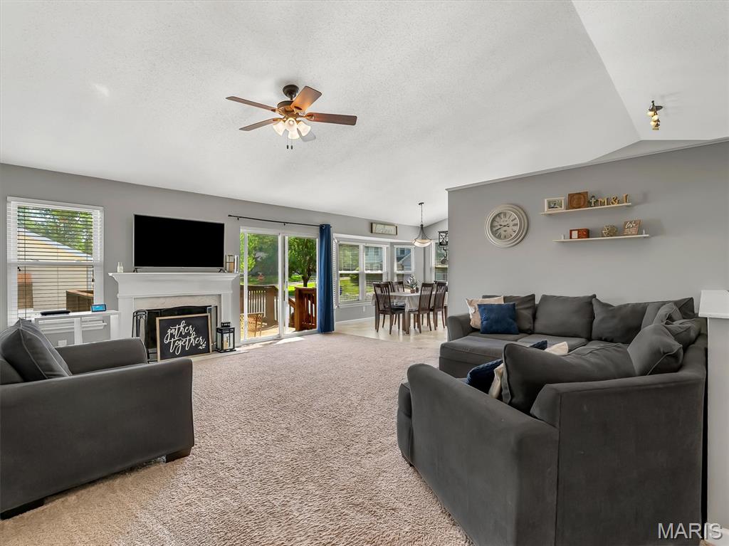 1 Questover Court St. Peters, MO 63376 - Photo 8 of 37