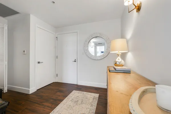 $10,000 | 550 Okeechobee Boulevard, Unit 622, West Palm Beach, FL 33401