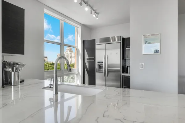 $10,000 | 550 Okeechobee Boulevard, Unit 622, West Palm Beach, FL 33401