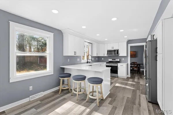 $318,800 | 616 Parkview Drive, Lebanon, IL 62254