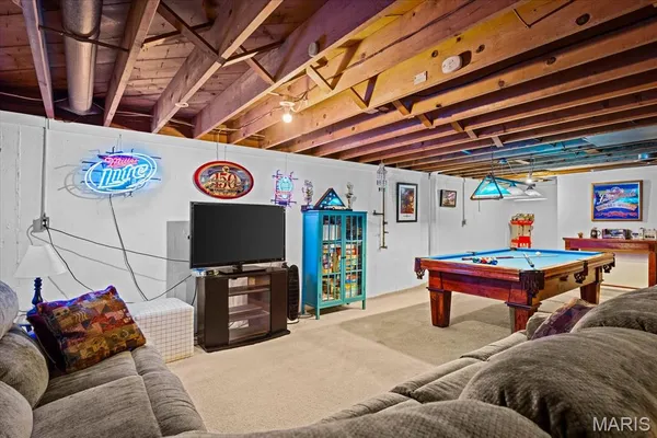 $318,800 | 616 Parkview Drive, Lebanon, IL 62254