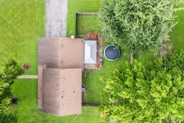 $318,800 | 616 Parkview Drive, Lebanon, IL 62254