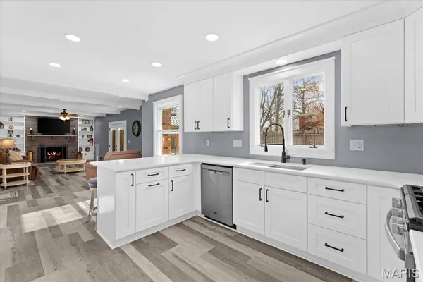 $318,800 | 616 Parkview Drive, Lebanon, IL 62254