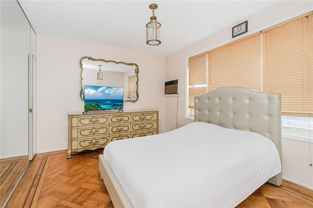 1075 77th Street Brooklyn, NY 11228 - Photo 17 of 33