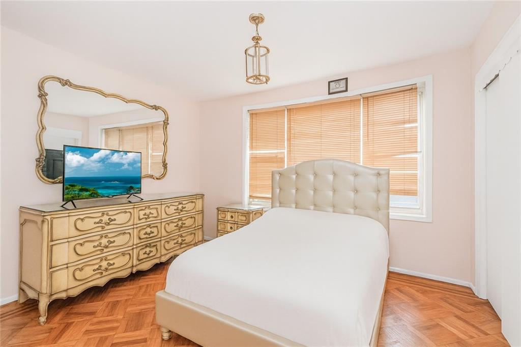 1075 77th Street Brooklyn, NY 11228 - Photo 18 of 33