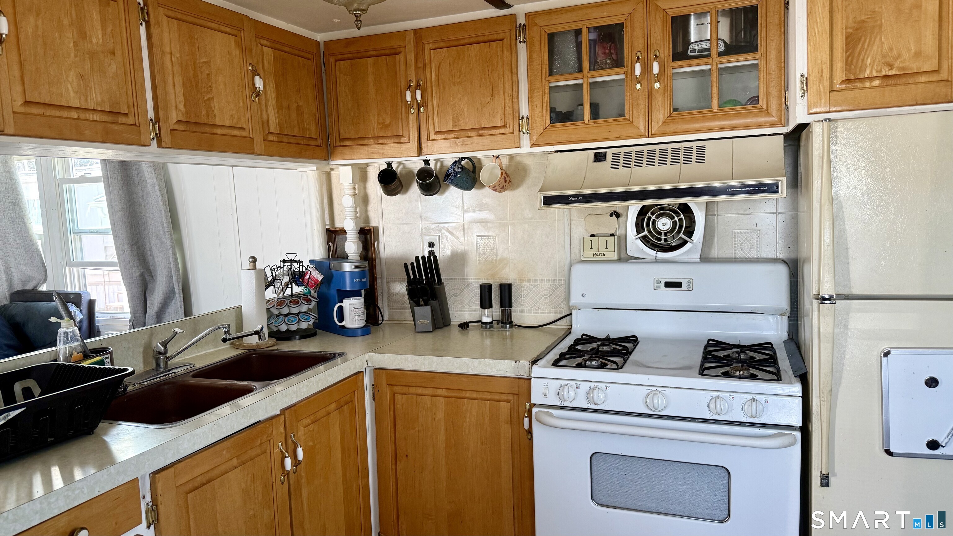 17 Montauk Road East Hartford, CT 06118 - Photo 12 of 18