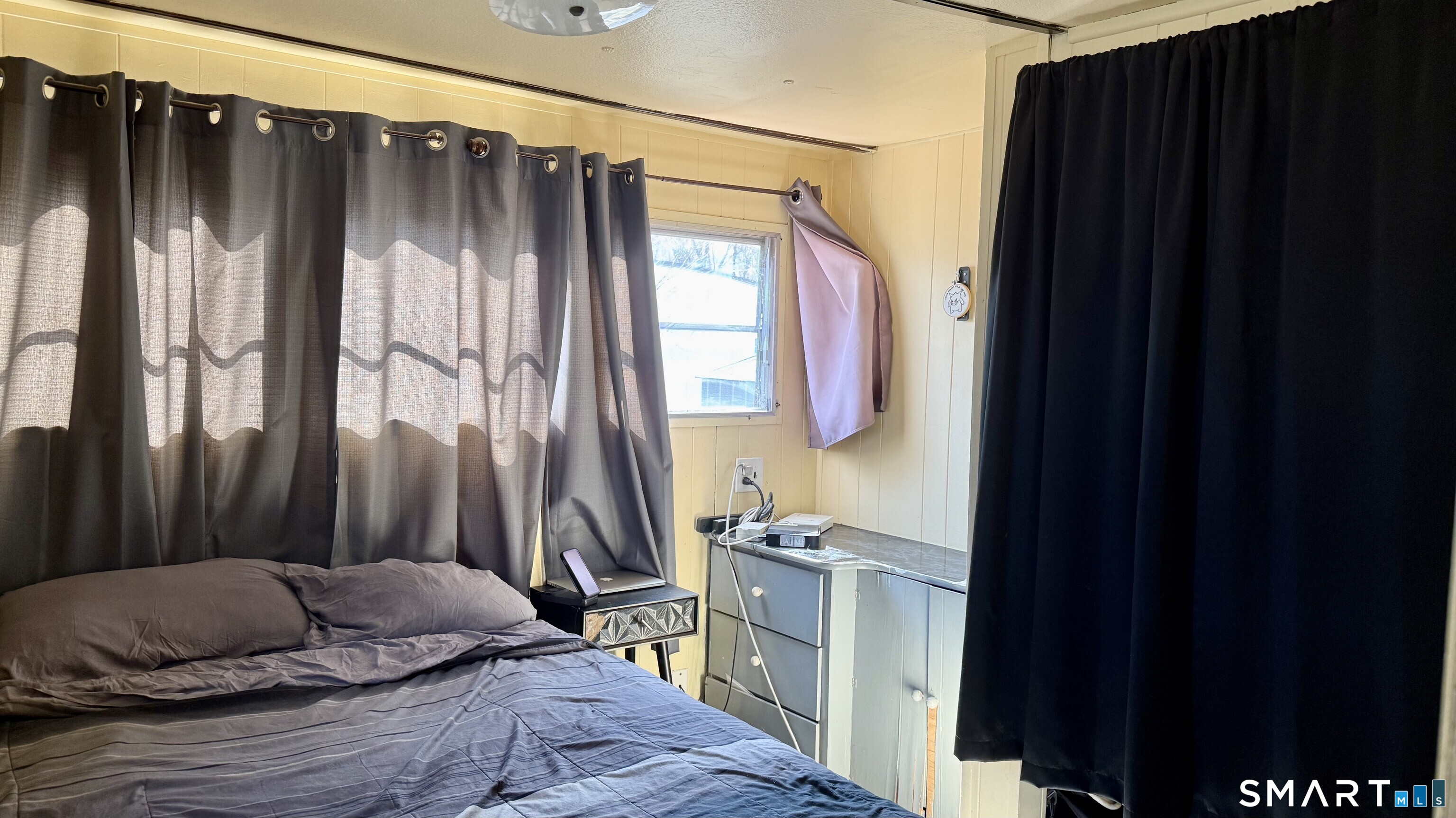 17 Montauk Road East Hartford, CT 06118 - Photo 13 of 18