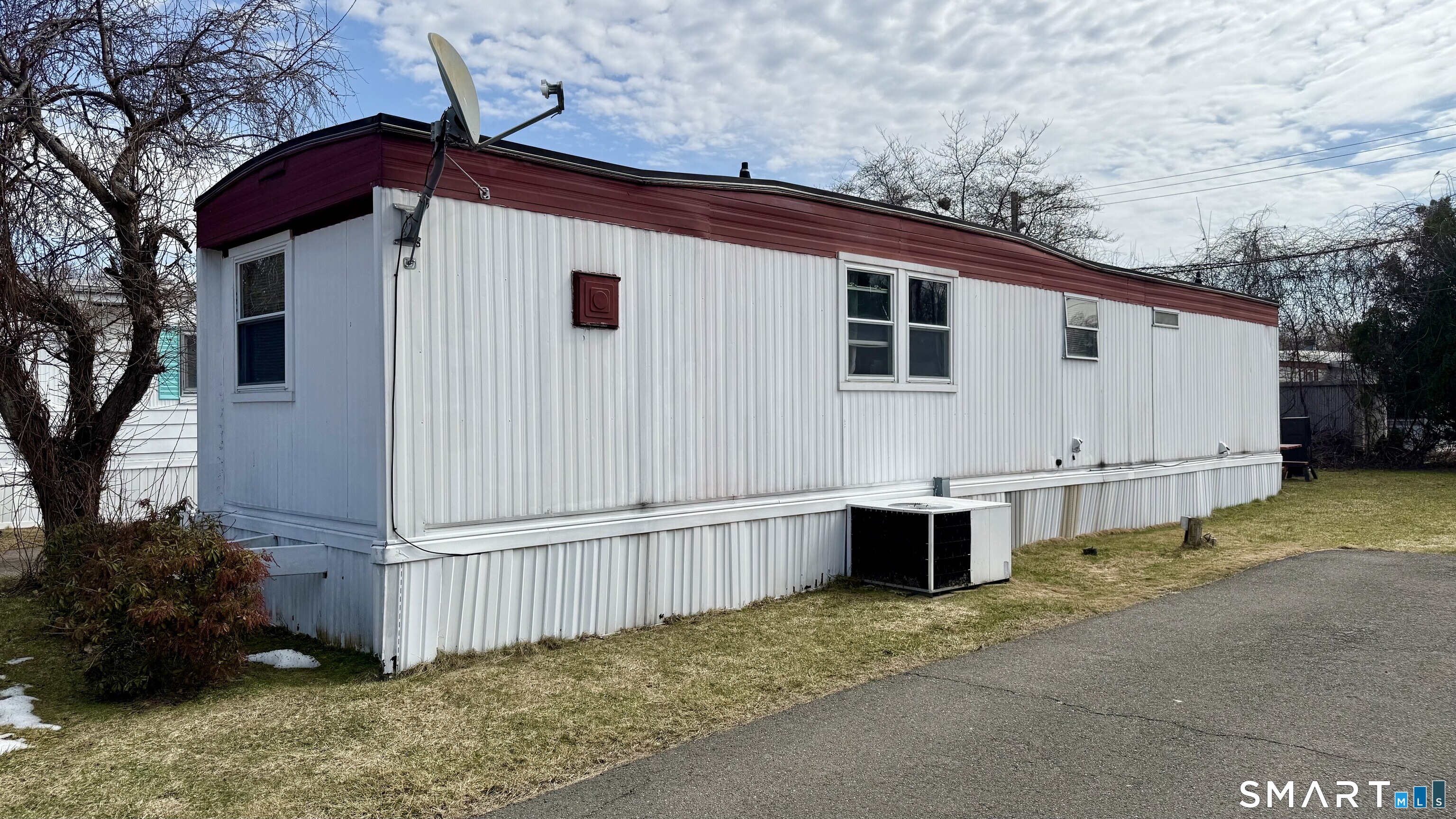 17 Montauk Road East Hartford, CT 06118 - Photo 18 of 18