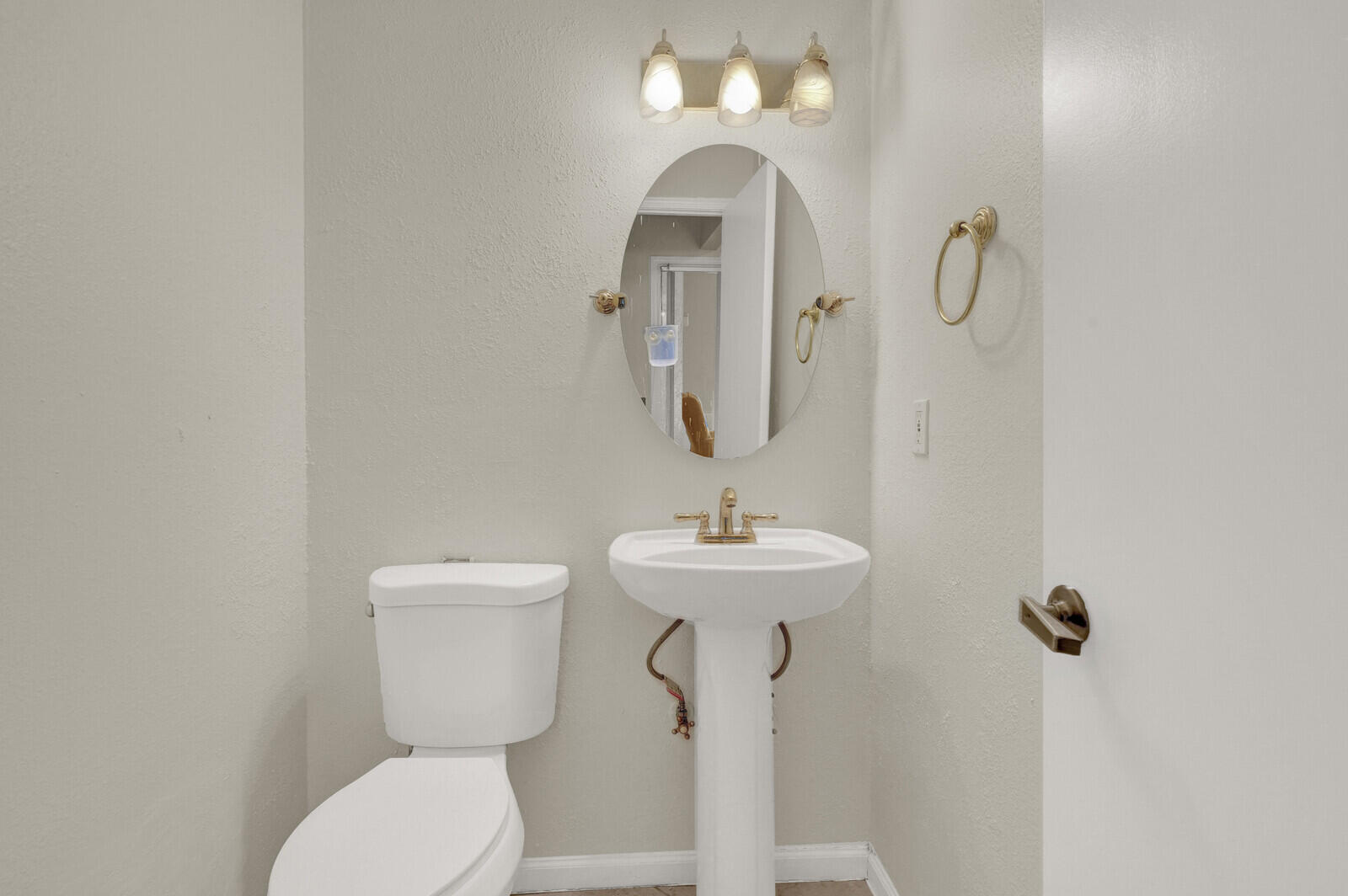 6371 Toulon Drive Boca Raton, FL 33433 - Photo 16 of 33 Half Bathroom