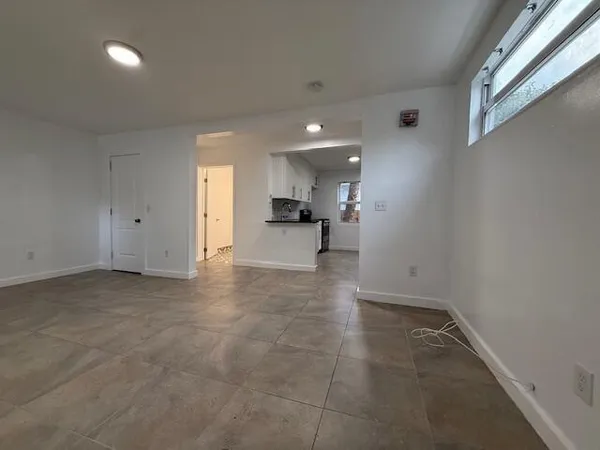$1,500 | 919 2nd Street, Unit 4, West Palm Beach, FL 33401