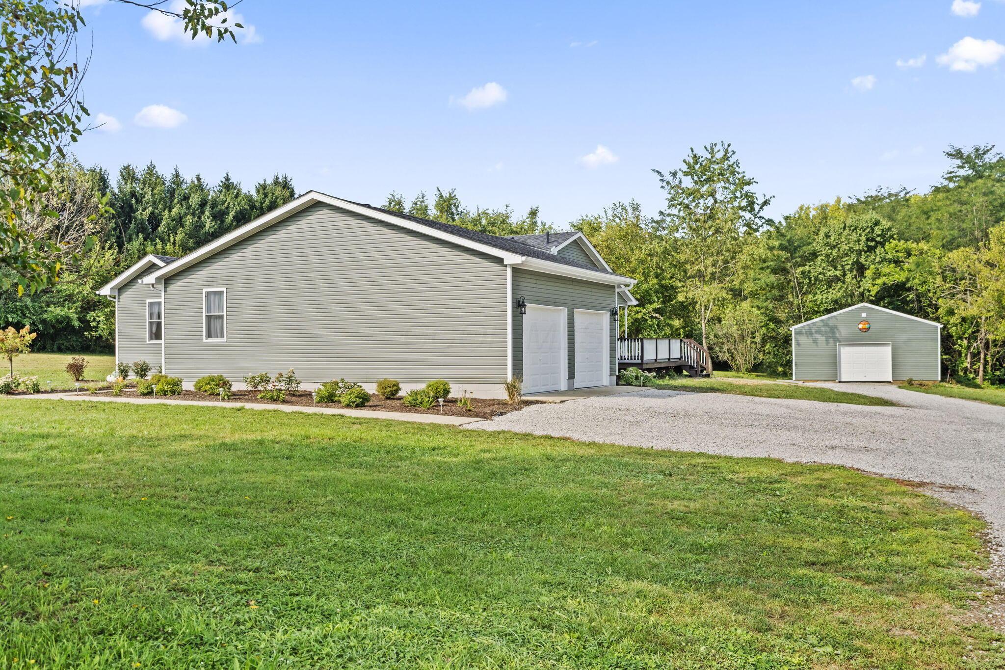 27695 Campbell Road Circleville, OH 43113 - Photo 5 of 64 4-web-or-mls-A7404894