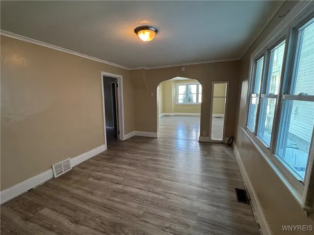 $1,250 | 540 L Willett Street, Buffalo, NY 14206