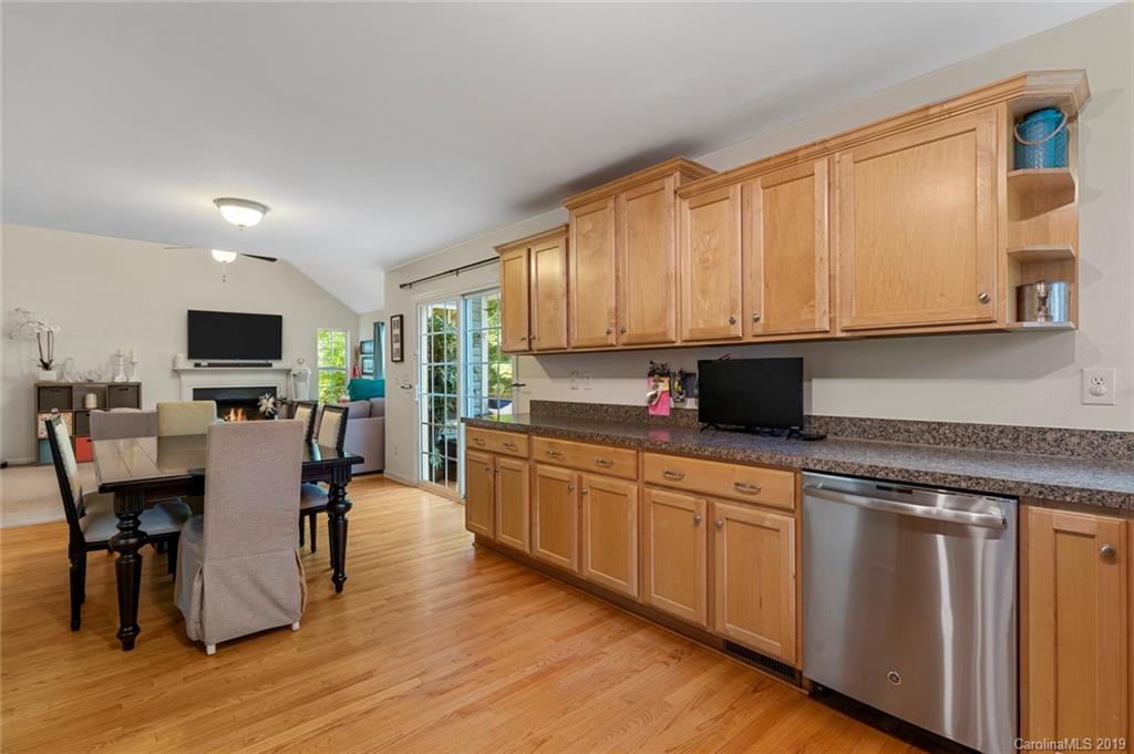 4052 Point Clear Drive Tega Cay, SC 29708 - Photo 17 of 41
