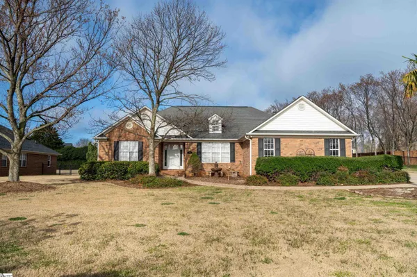 $339,900 | 372 West Autumn Ridge Road, Moore, SC 29369
