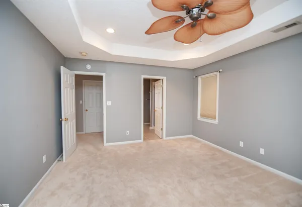 $339,900 | 372 West Autumn Ridge Road, Moore, SC 29369