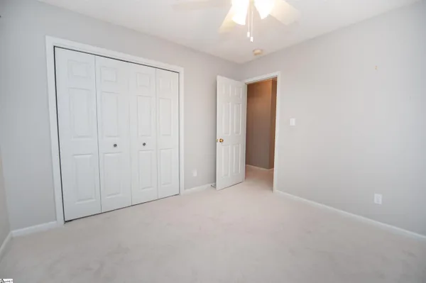 $339,900 | 372 West Autumn Ridge Road, Moore, SC 29369