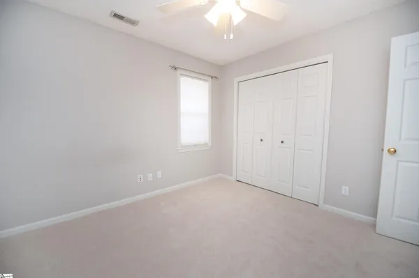 $339,900 | 372 West Autumn Ridge Road, Moore, SC 29369
