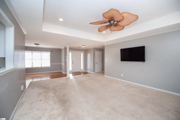 $339,900 | 372 West Autumn Ridge Road, Moore, SC 29369