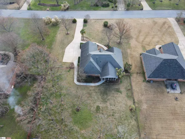 $339,900 | 372 West Autumn Ridge Road, Moore, SC 29369