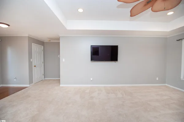 $339,900 | 372 West Autumn Ridge Road, Moore, SC 29369