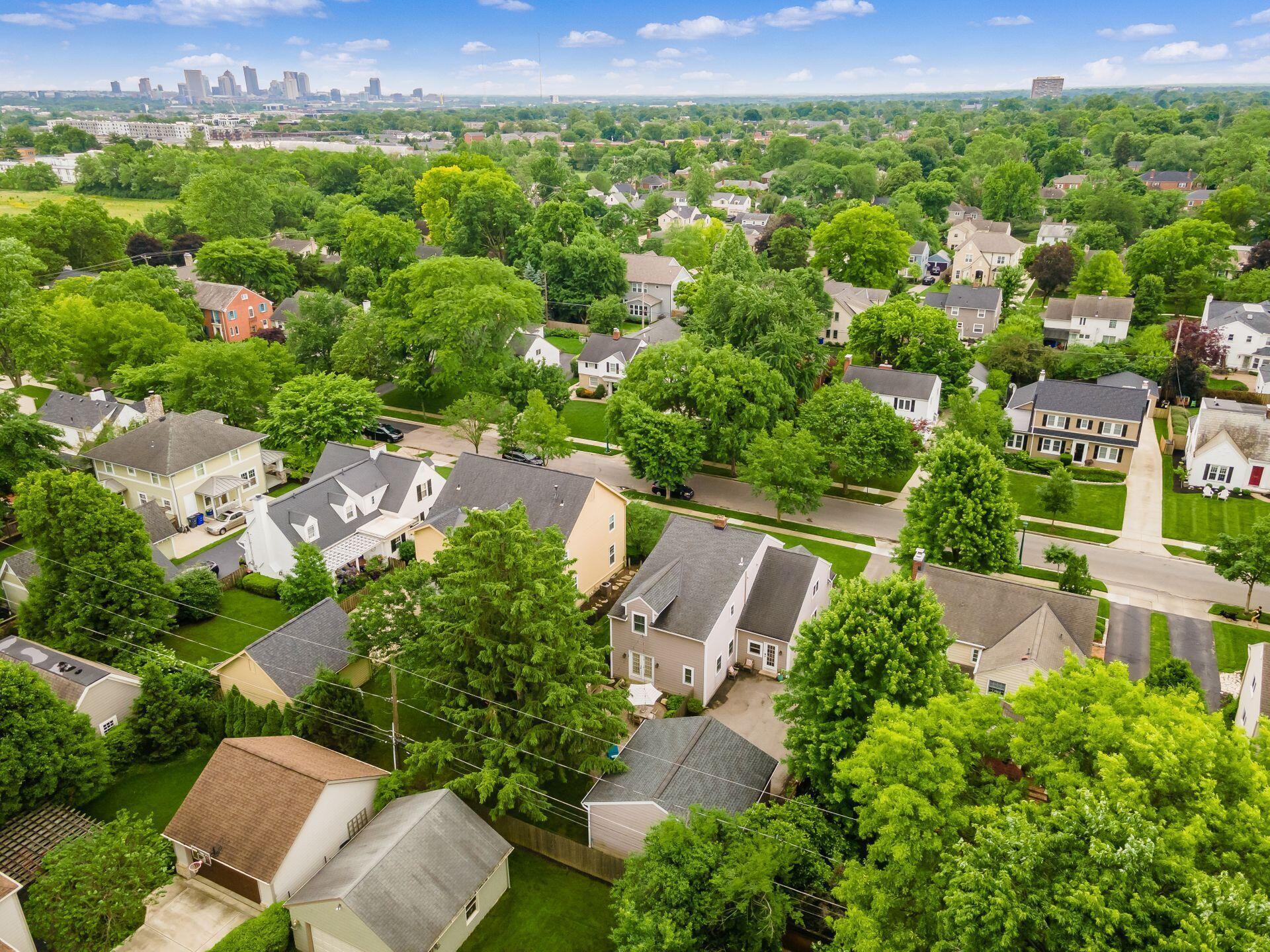 1544 Guilford Road Columbus, OH 43221 - Photo 70 of 76 Drone
