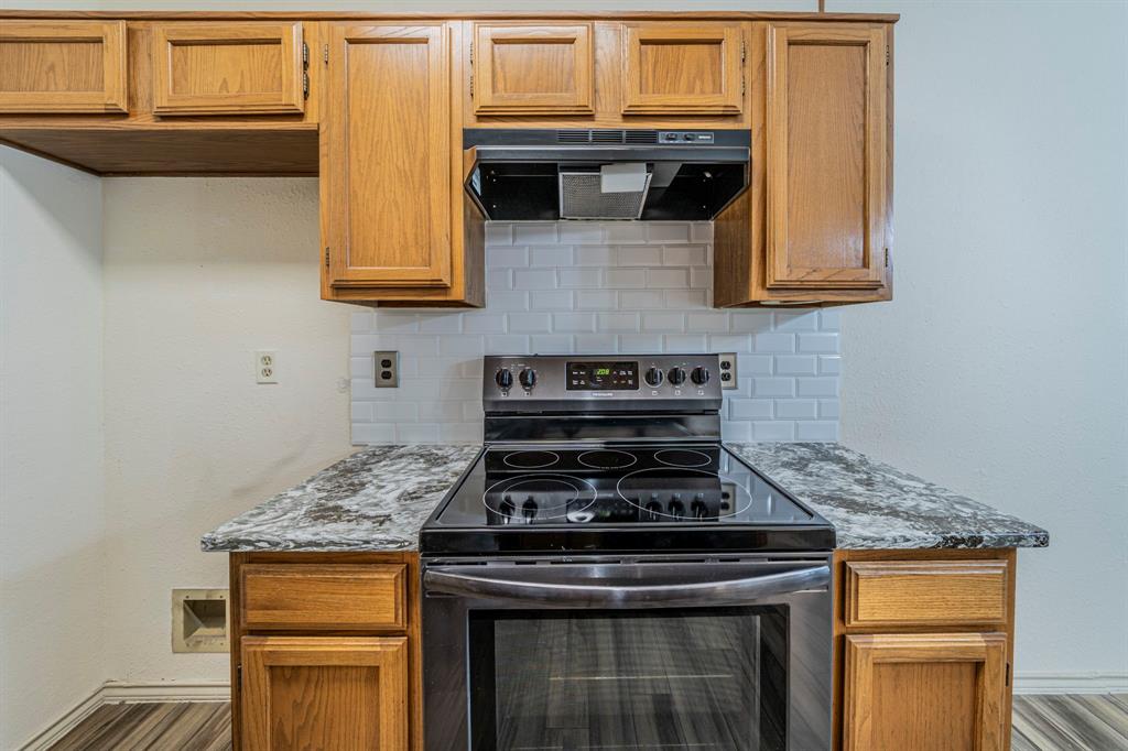 4101 Esters Road, Unit 110 Irving, TX 75038 - Photo 18 of 35