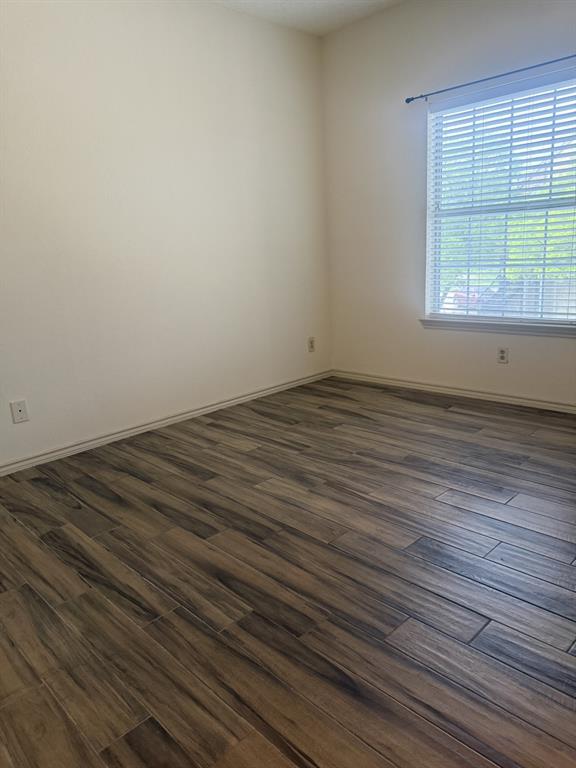 4101 Esters Road, Unit 110 Irving, TX 75038 - Photo 7 of 10 2nd Bedroom