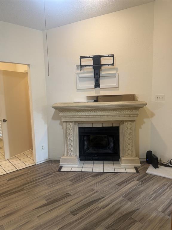 4101 Esters Road, Unit 110 Irving, TX 75038 - Photo 8 of 10 Fireplace